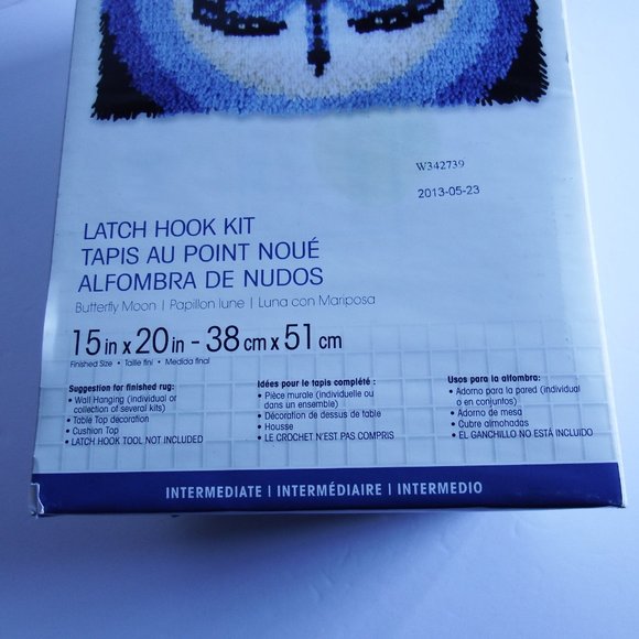Wonderart Blue Butterfly Hook Rug Set - Picture 3 of 4